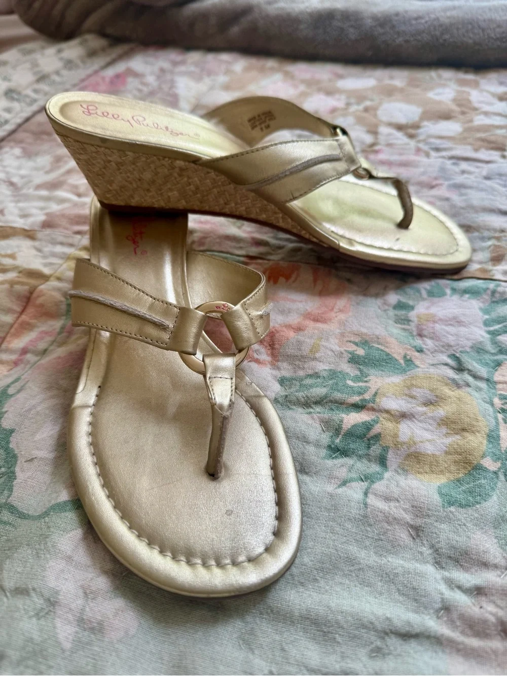 Lilly Pulitzer Metallic Gold Thong Sandals - Picture 3 of 8